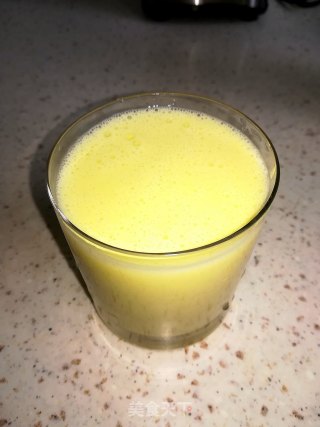 菠萝香蕉奶昔