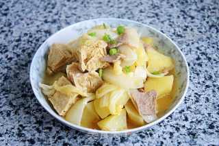白菜炖冻豆腐的做法