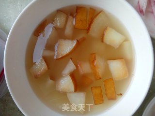 冰糖雪梨汤的做法