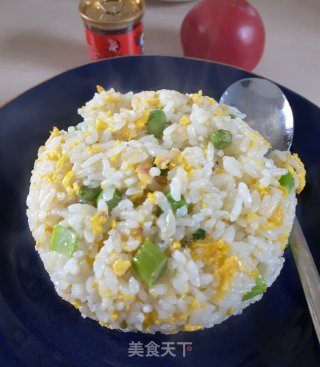 鸡蛋芦笋炒饭的做法