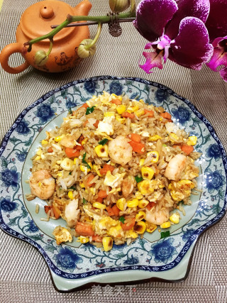 鸡蛋虾仁炒饭