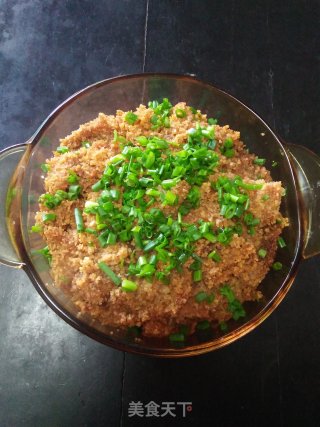 五花肉蒸红薯的做法