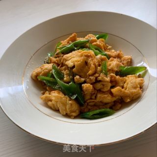 辣椒炒鸡蛋的做法