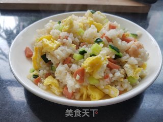 鸡蛋北极虾炒米的做法