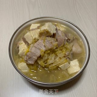 酸菜冻豆腐炖五花肉的做法