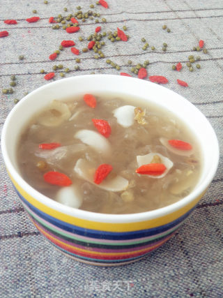 百合绿豆银耳羹的做法