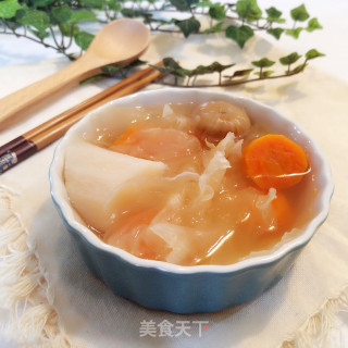 雪耳胡萝卜山药汤的做法