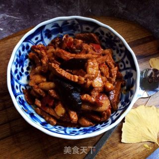 香菇炖肉的做法
