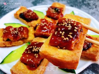 香煎鳗鱼豆腐#酸甜美食#的做法