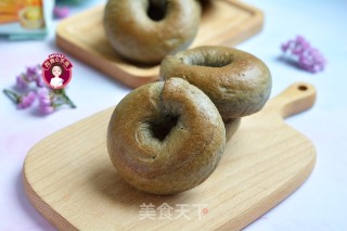 黑芝麻贝果