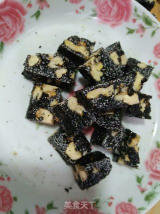 核桃芝麻糖的做法