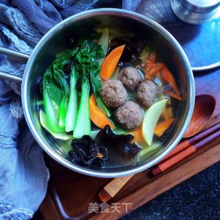 牛肉丸时蔬汤的做法