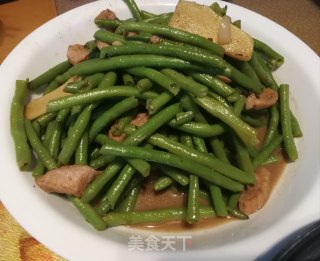 猪头肉炒白豆的做法