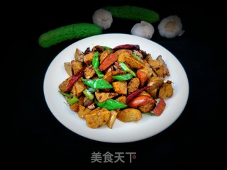 爆炒香辣实蛋的做法