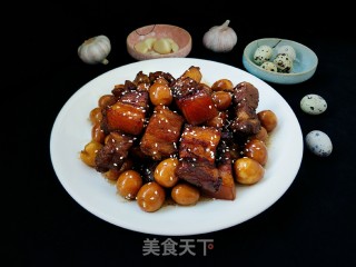 “下酒菜”红烧肉鹌鹑蛋的做法