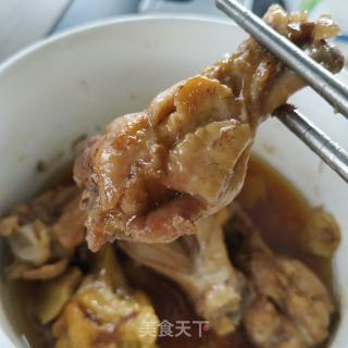 办公室美食时光～微波炉酱鸡小腿的做法