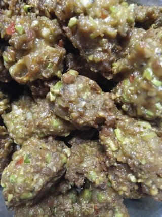 油炸小肉丸的做法
