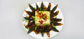 皮蛋豆腐的做法