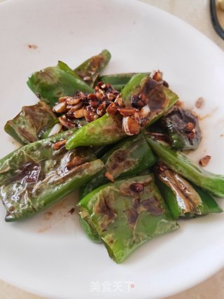虎皮尖椒的做法