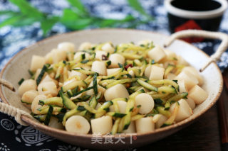 黄瓜拌凉糕的做法