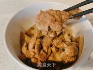 藤椒香干翅根的做法
