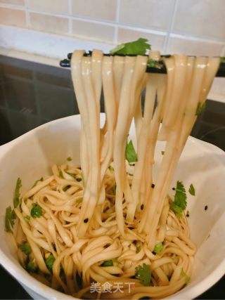 猪油花生酱拌面的做法