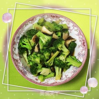 香菇蚝油西兰花的做法