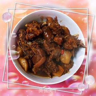 黑啤烧麻鸭的做法