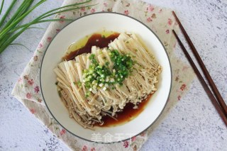 葱油金针菇的做法