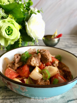 “肉食、荤菜”洋葱番茄炒牛肉