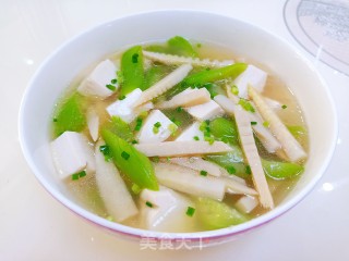 丝瓜冬笋豆腐汤的做法