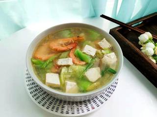 鲜虾丝瓜豆腐汤的做法