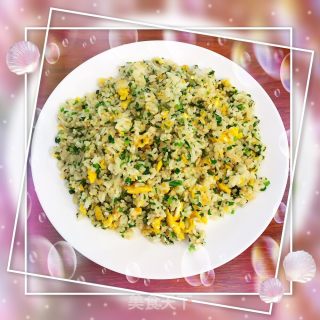 韭菜鸡蛋炒饭
