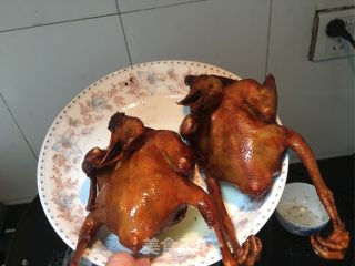 脆皮乳鸽的做法