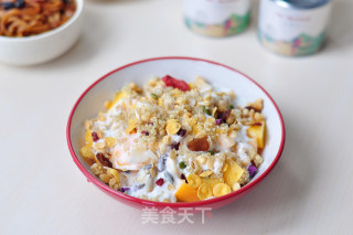 黄油桃藜麦沙拉