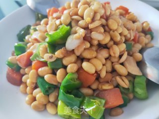 三色黄豆的做法