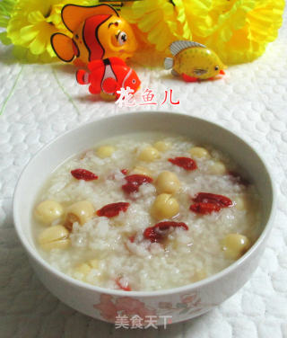 枸杞莲子大米粥的做法