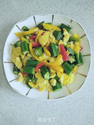 彩椒炒秋葵的做法