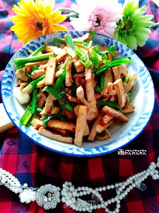 豆干炒肉丝的做法