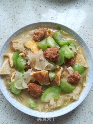 丝瓜丸子烩菜的做法