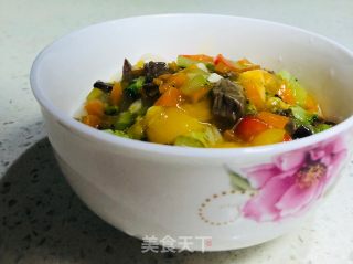 牛肉彩蔬浇面的做法