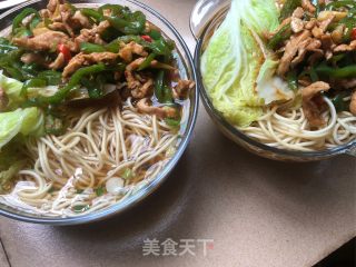 青椒肉丝面的做法