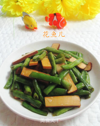 鸡蛋干炒梅豆的做法