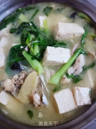 鱼骨豆腐汤的做法