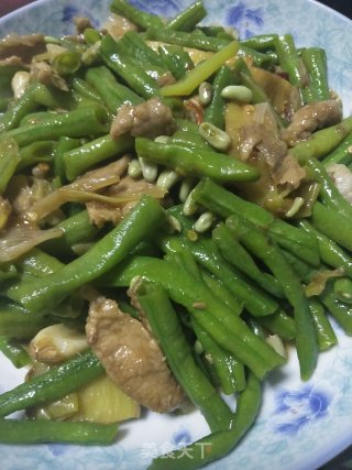 豆角炒肉的做法