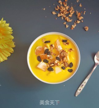 既可以当减肥早餐吃又可以当下午甜点消灭家里剩余南瓜～南瓜奶昔的做法