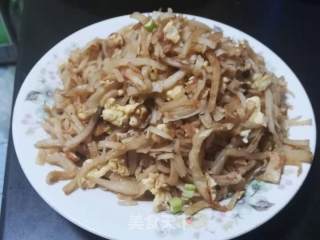 鸡蛋炒饼的做法