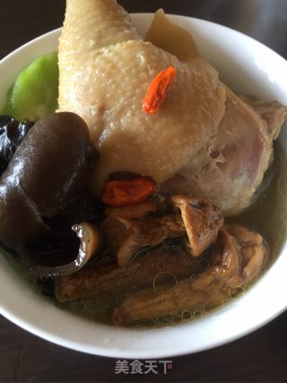 双菌丝瓜鸡汤的做法