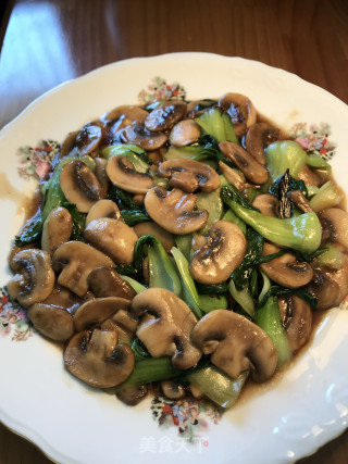 口蘑炒油菜的做法
