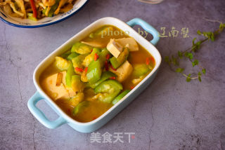丝瓜烧豆腐的做法